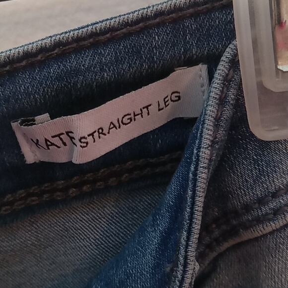 Black Daisy Juniors 11/30 Kate Straight Leg Midrise Embroidered distressed jeans - Picture 3 of 9